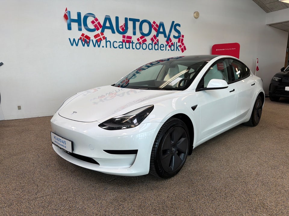 Tesla Model 3 RWD 4d