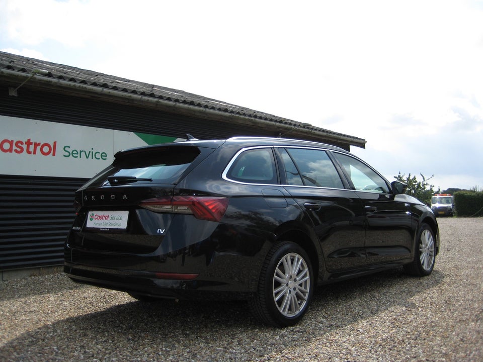 Skoda Octavia 1,4 TSi iV Plus Combi DSG 5d
