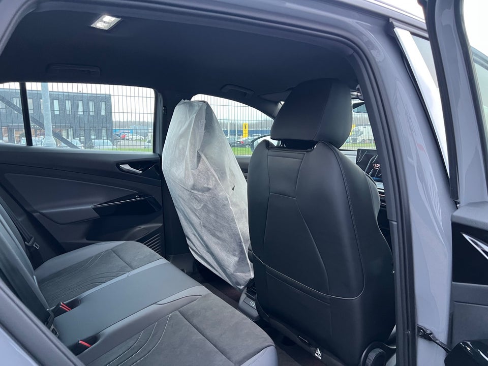 VW ID.4 77 Pro Style+ 5d