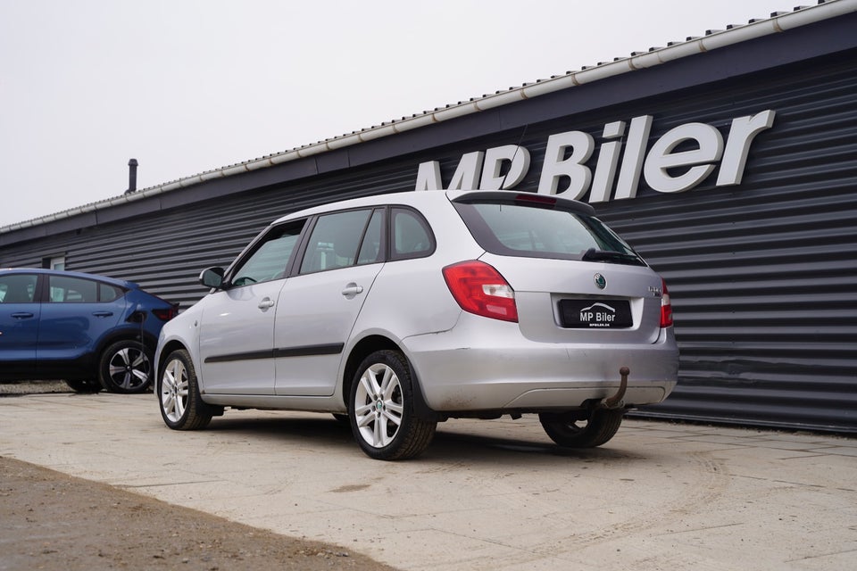 Skoda Fabia 1,2 TSi 105 Ambiente Combi 5d