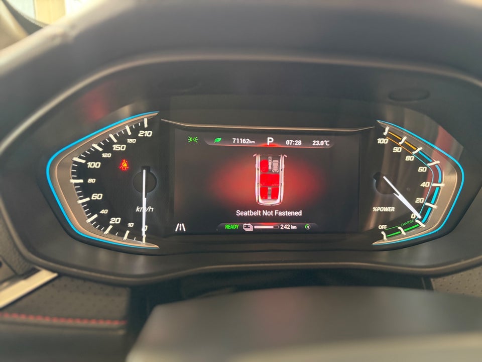 Maxus Euniq5 52 Exclusive 7prs 5d