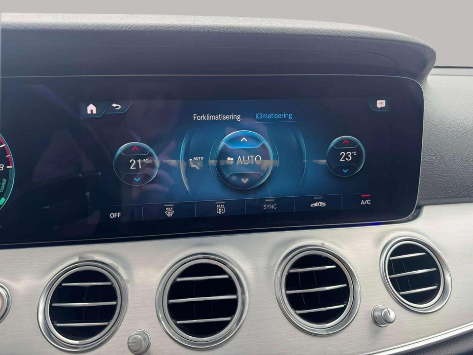 Mercedes E300 e 2,0 Advantage stc. aut. 5d