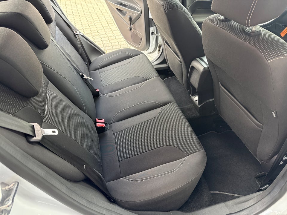 Ford Fiesta 1,0 EcoBoost Titanium 5d