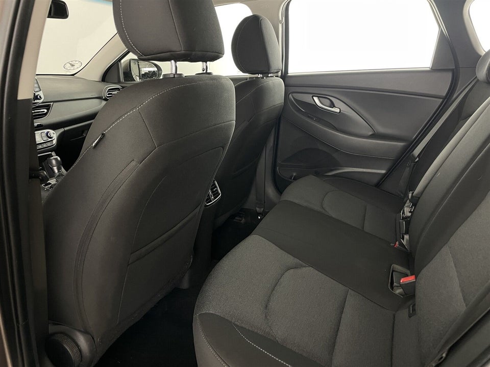 Hyundai i30 1,0 T-GDi Essential stc. DCT 5d