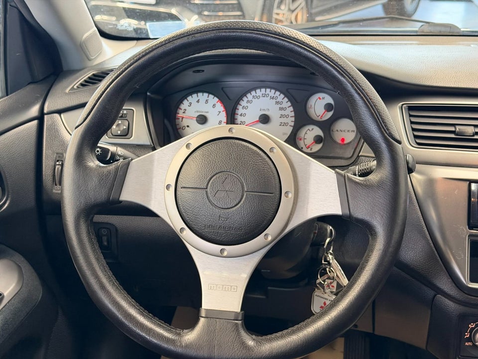 Mitsubishi Lancer 1,6 Comfort stc. 5d