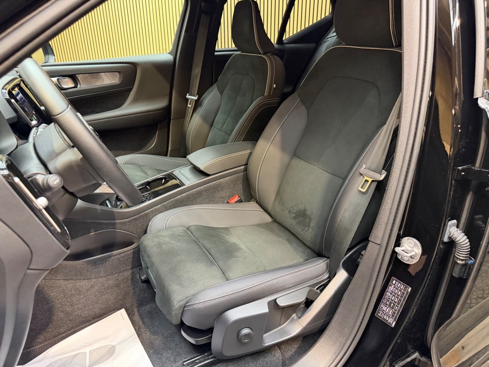 Volvo XC40 P6 ReCharge Core 5d