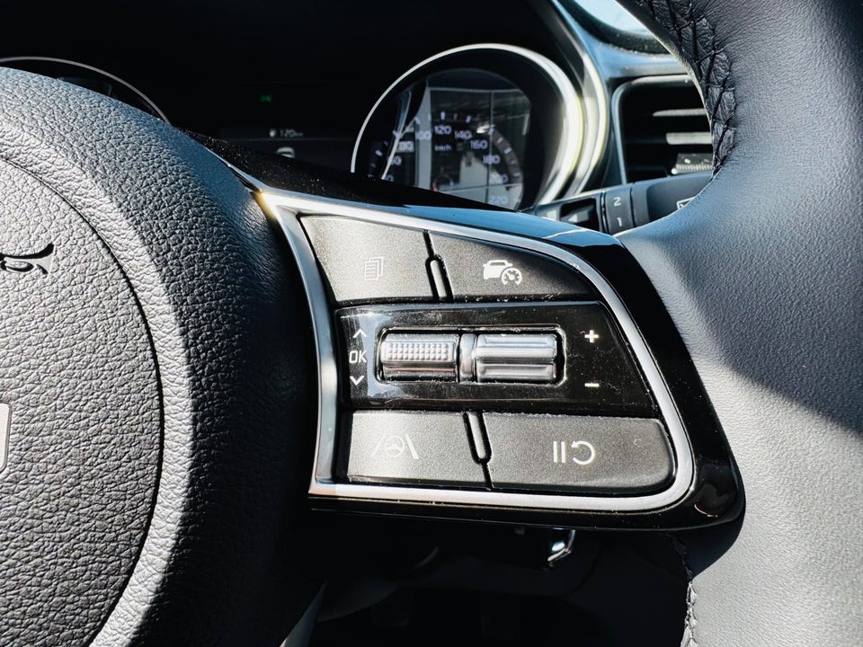 Kia Ceed 1,0 T-GDi Prestige SW 5d