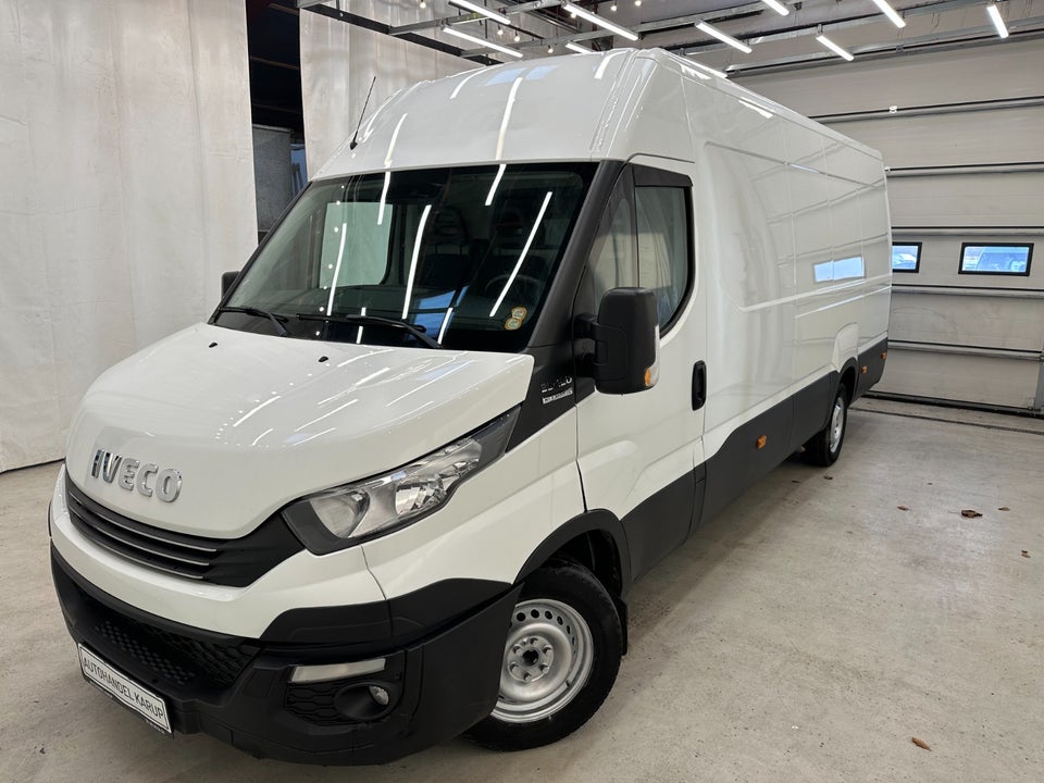 Iveco Daily 2,3 35S12 16m³ Van AG8