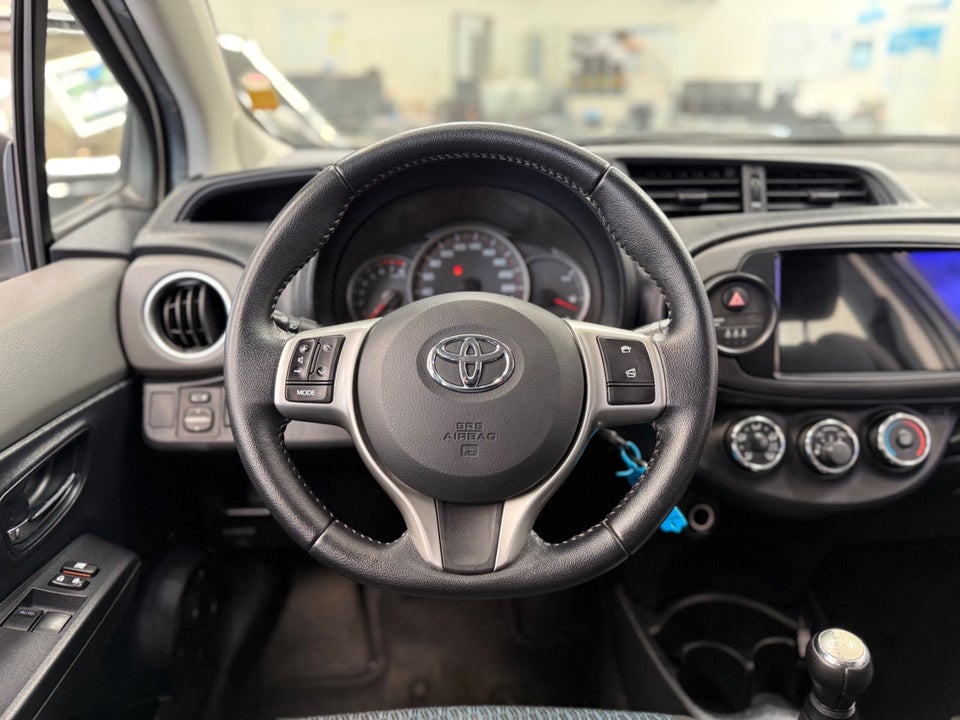 Toyota Yaris 1,0 VVT-i T1 Style 5d