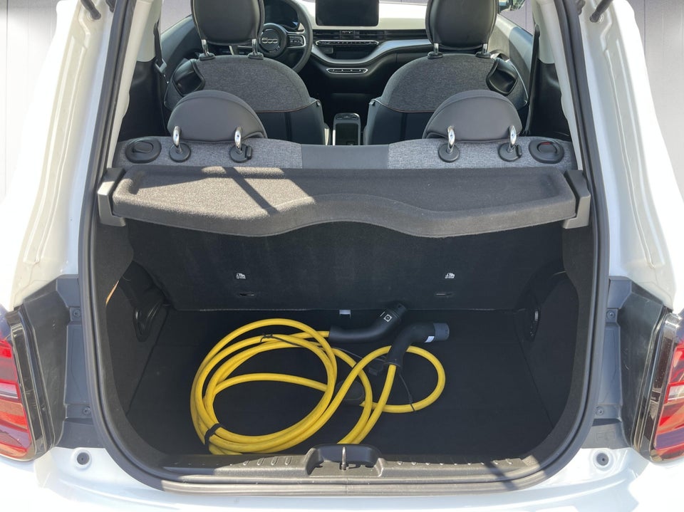 Fiat 500e 42 Icon 3d