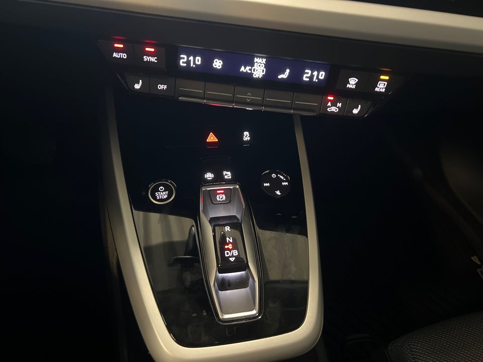 Audi Q4 e-tron 40 Advanced 5d