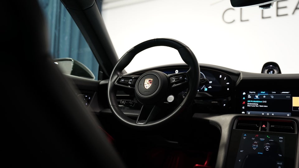 Porsche Taycan 4 Performance+ Cross Turismo 5d