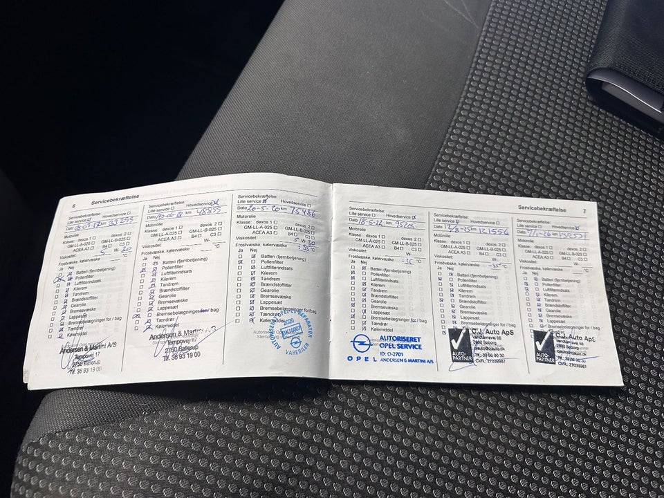 Opel Vivaro 2,0 CDTi 114 Combi L2H1 eco 4d