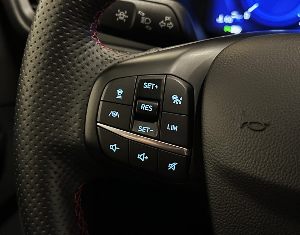 Ford Kuga 2,5 PHEV ST-Line X CVT 5d