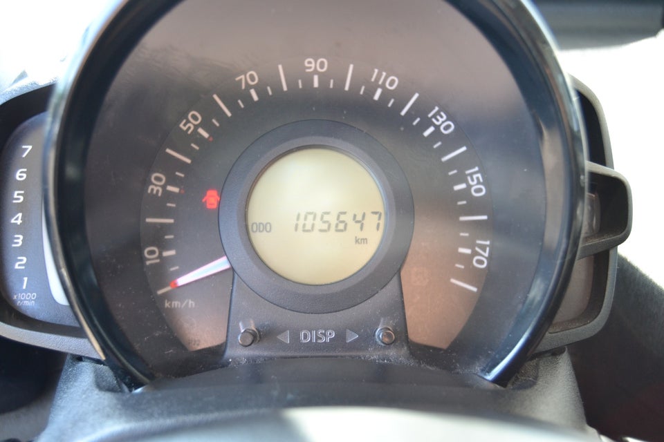 Toyota Aygo 1,0 VVT-i x-wave Sky 5d