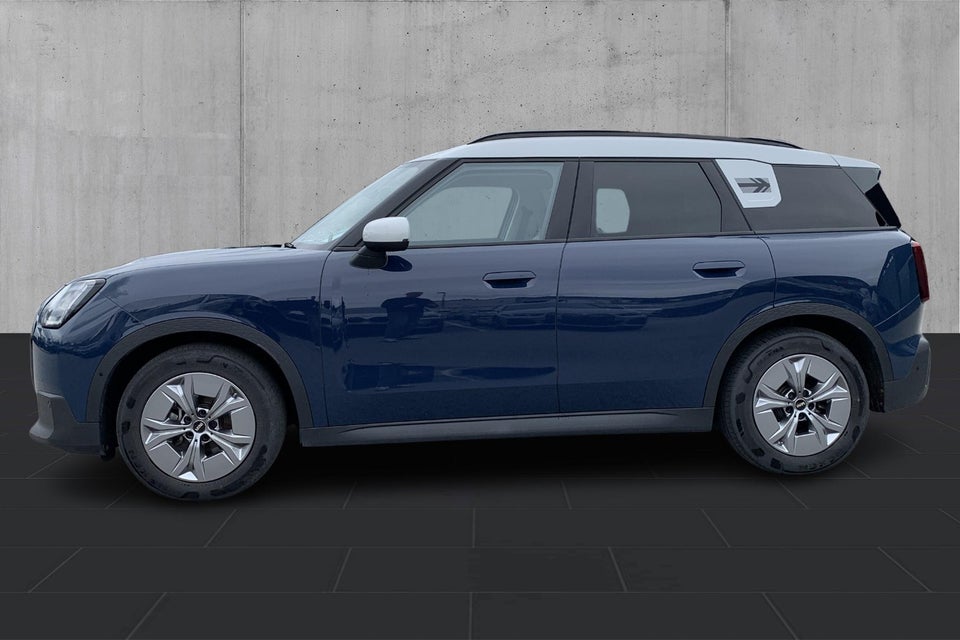 MINI Countryman E Classic Trim M+ 5d