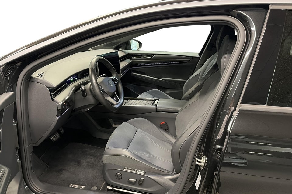 VW ID.7 77 Style+ Tourer 5d