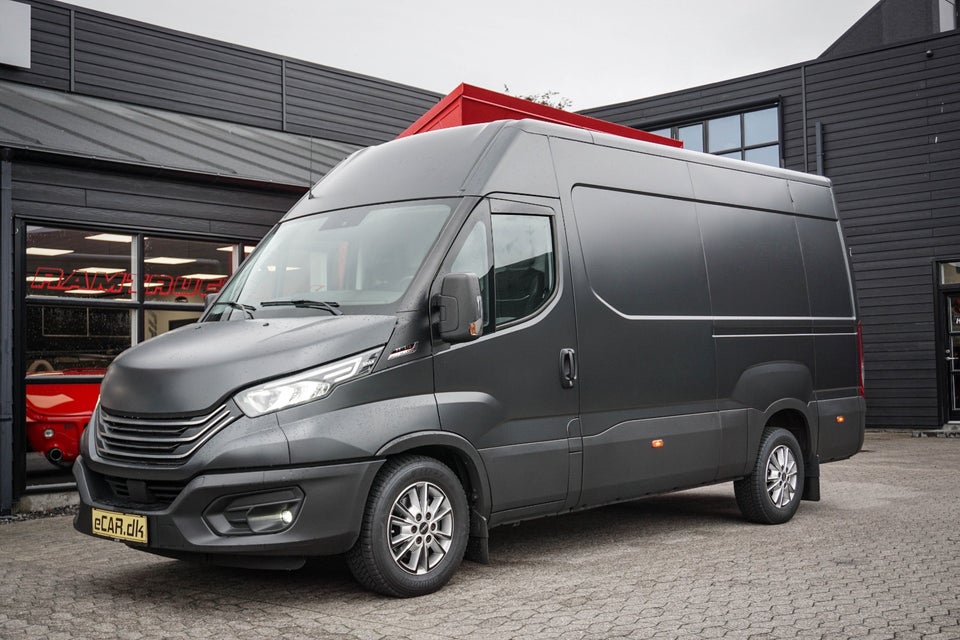 Iveco Daily 3,0 35C21 12m³ Van AG8