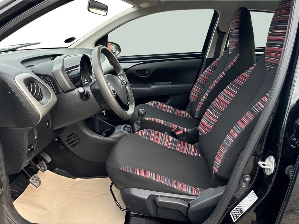 Citroën C1 1,0 e-VTi Shine 5d