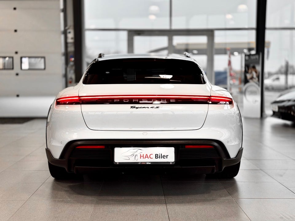 Porsche Taycan 4S Performance+ Cross Turismo 5d