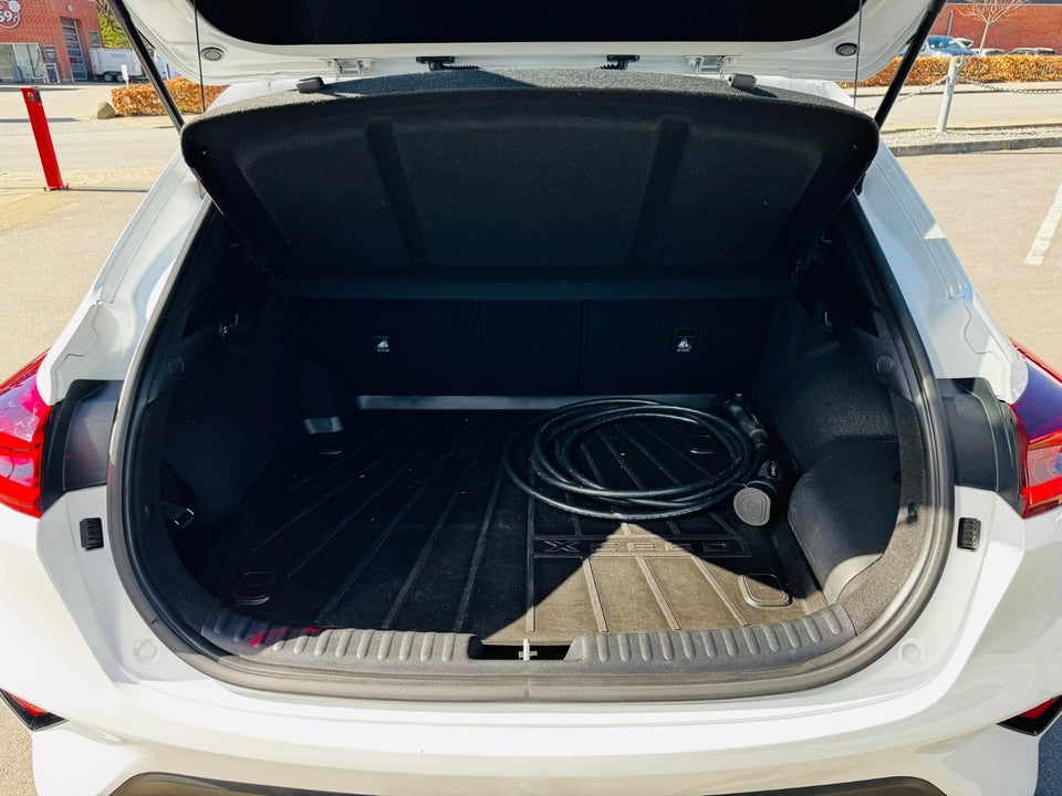 Kia XCeed 1,6 PHEV Upgrade Intro DCT 5d