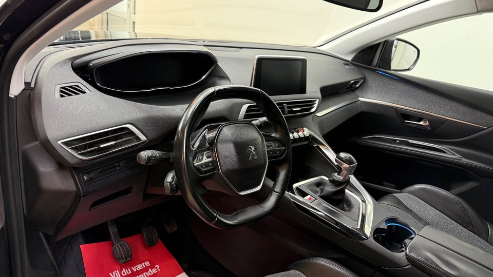 Peugeot 5008 1,5 BlueHDi 130 Allure 7prs 5d