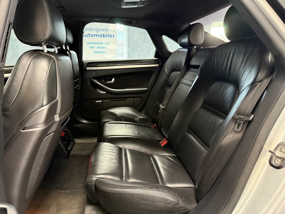 Audi S8 5,2 FSi quattro Tiptr. 4d