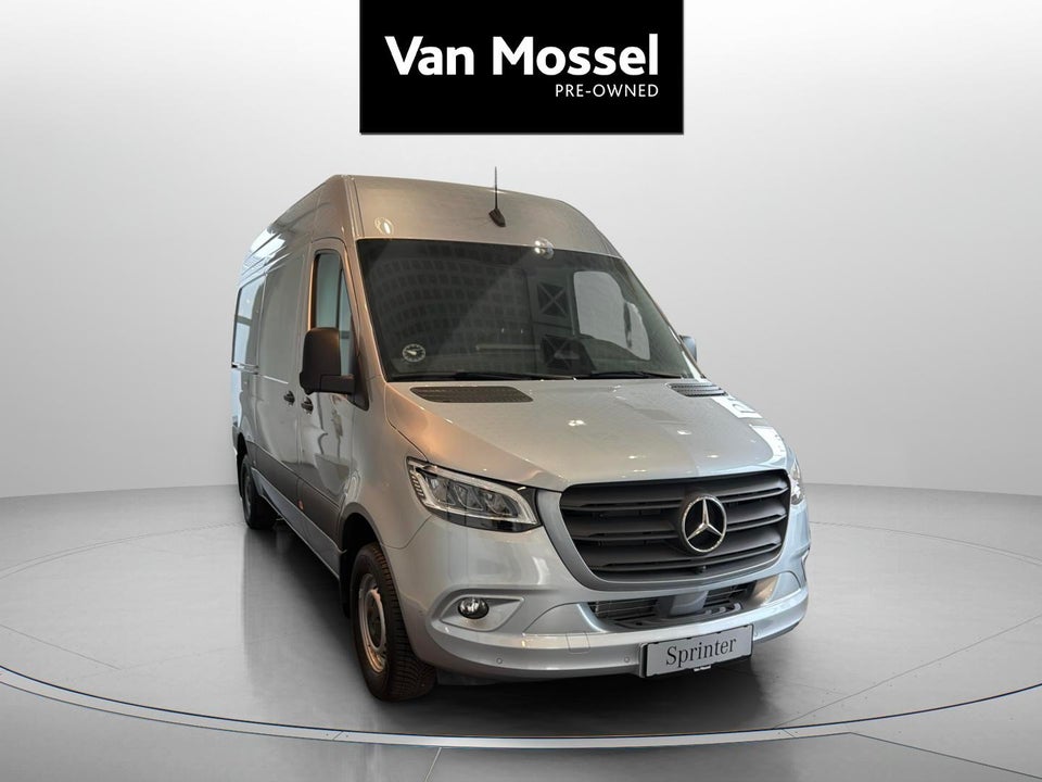 Mercedes Sprinter 319 2,0 CDi A2 Kassevogn SELECT RWD