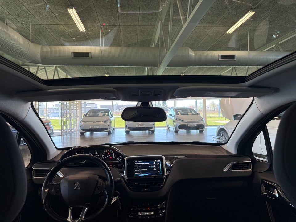 Peugeot 208 1,6 BlueHDi 100 Desire Sky 5d