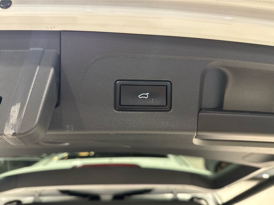 VW Touran 1,5 TSi 150 R-line DSG 7prs 5d