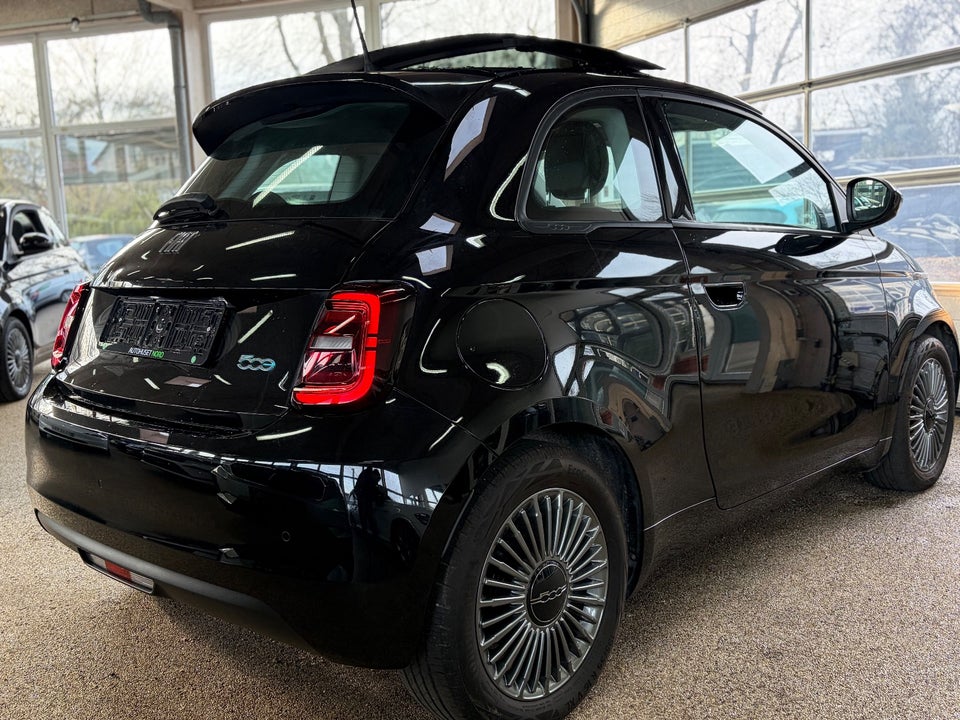 Fiat 500e 42 Icon 3d