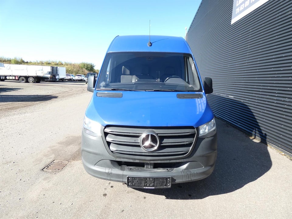 Mercedes Sprinter 317 2,0 CDi A2 Kassevogn aut. RWD