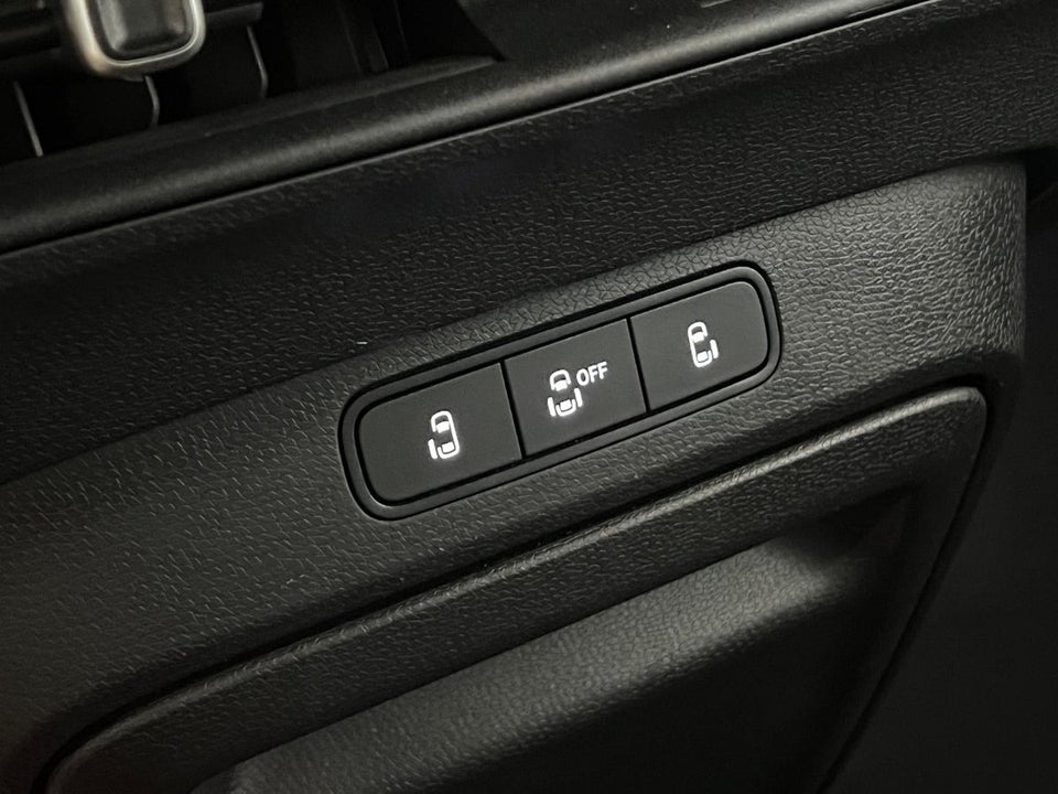 VW ID.Buzz 77 Pro SWB 5d