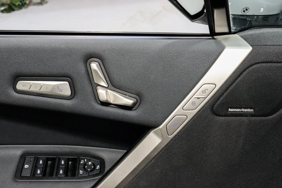 BMW iX xDrive40 M-Sport 5d