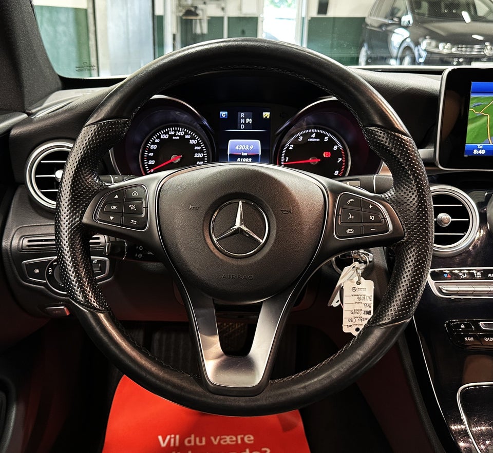 Mercedes C180 1,6 Coupé aut. 2d