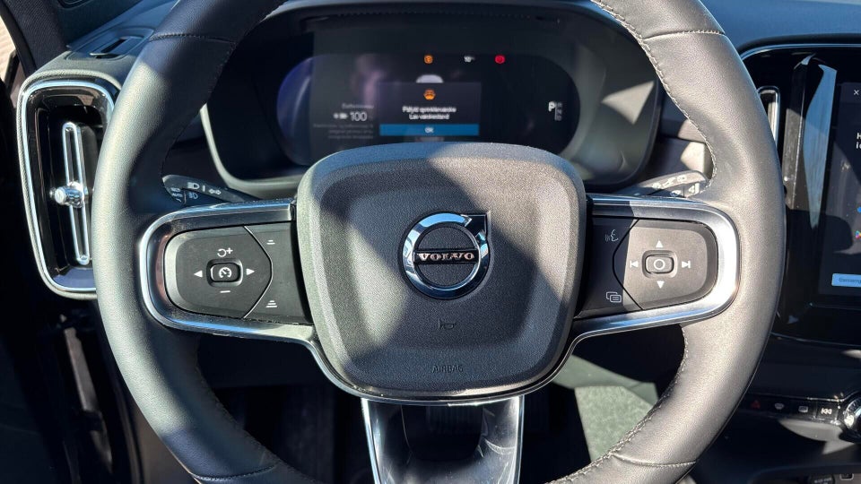 Volvo XC40 ReCharge Extended Range Core 5d