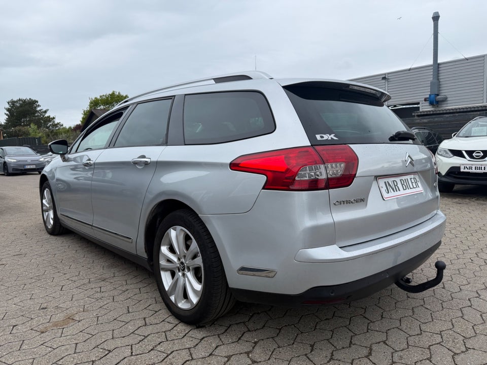 Citroën C5 2,0 HDi 140 Comfort Tourer 5d