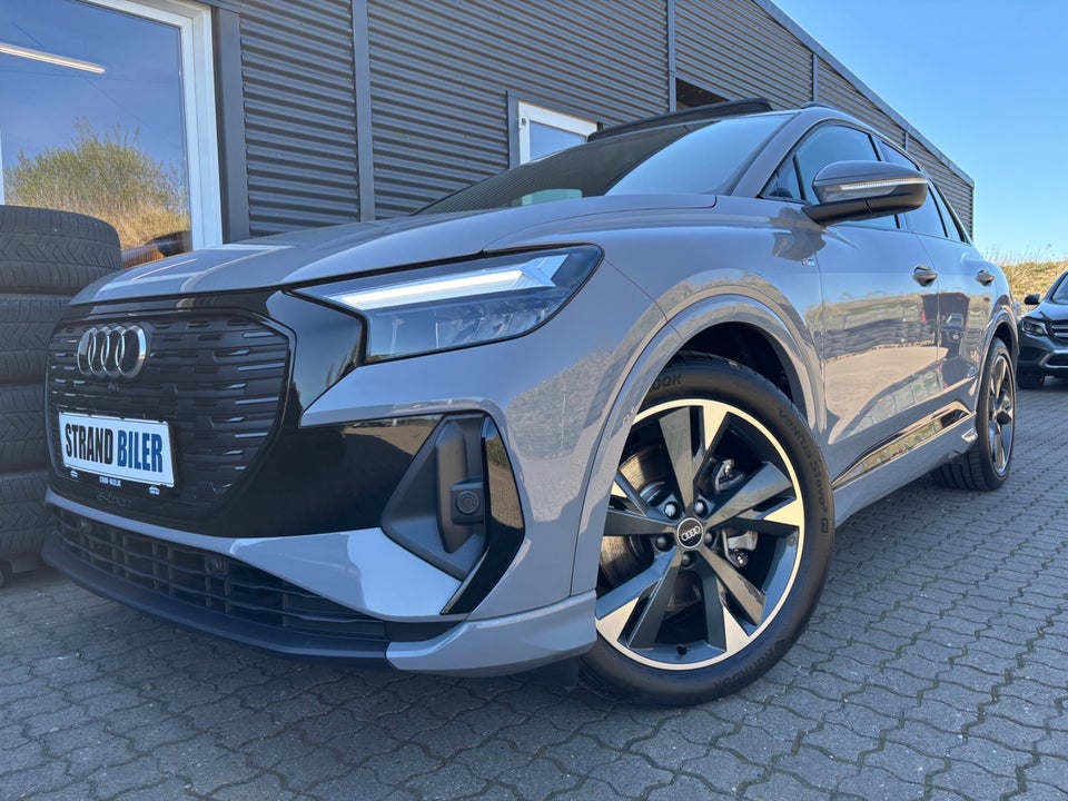 Audi Q4 e-tron 50 S-line quattro 5d
