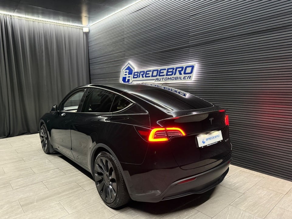 Tesla Model Y Performance AWD 5d