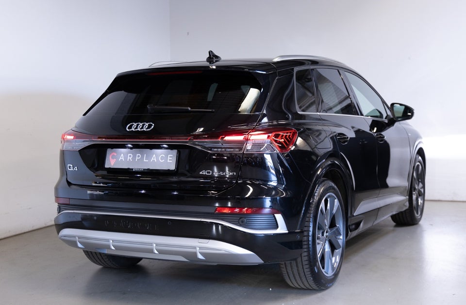 Audi Q4 e-tron 40 S-line 5d