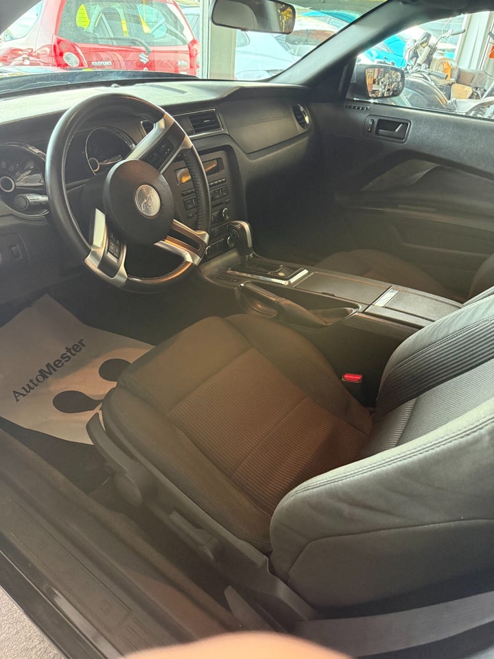 Ford Mustang 3,7 Cabriolet aut. 2d