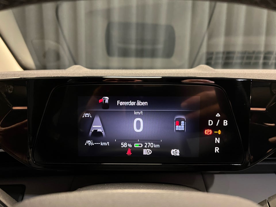 Ford Explorer 77 Premium Extended Range 5d