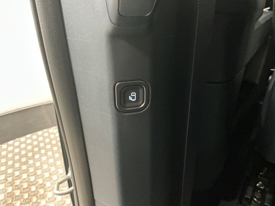 Kia PV5 71 Long Range Upgrade 5d