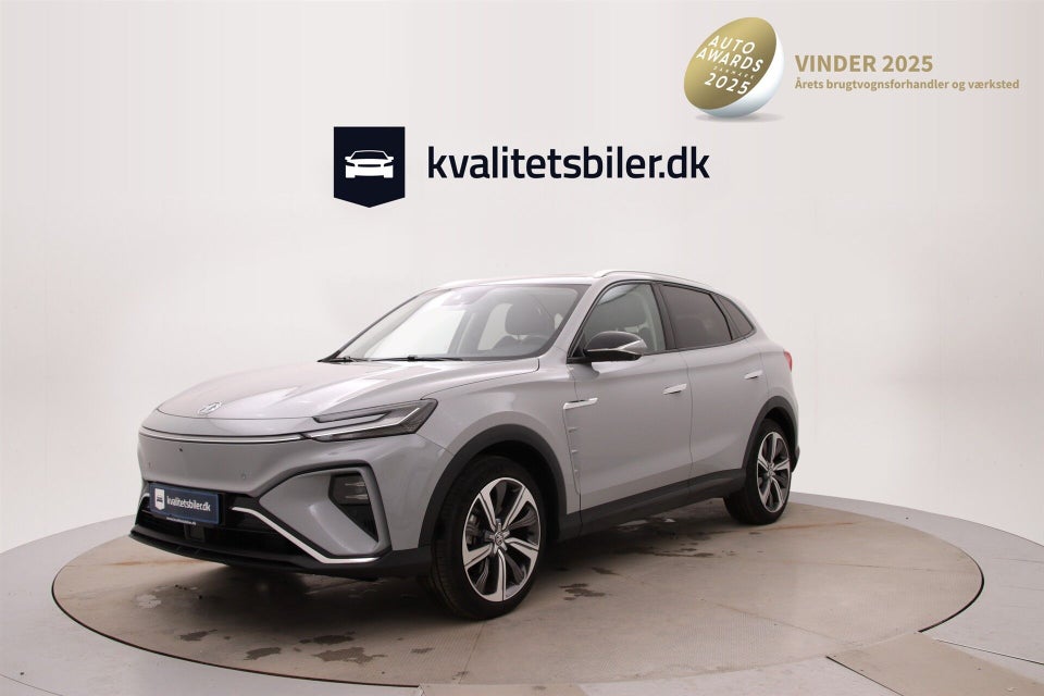 MG Marvel R Luxury 5d