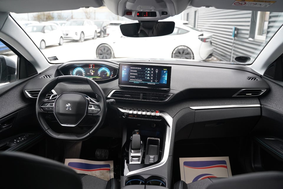 Peugeot 3008 1,6 Hybrid Allure Pack EAT8 5d