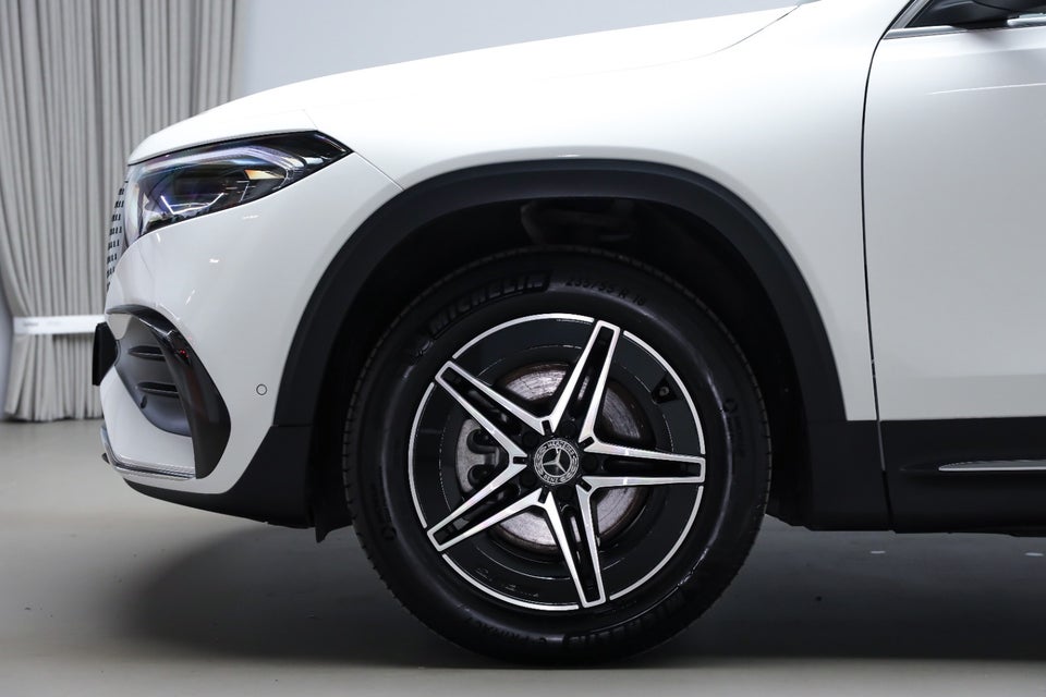 Mercedes EQB250+ AMG Advance 5d
