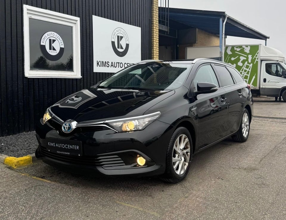 Toyota Auris 1,8 Hybrid H2 Touring Sports CVT 5d
