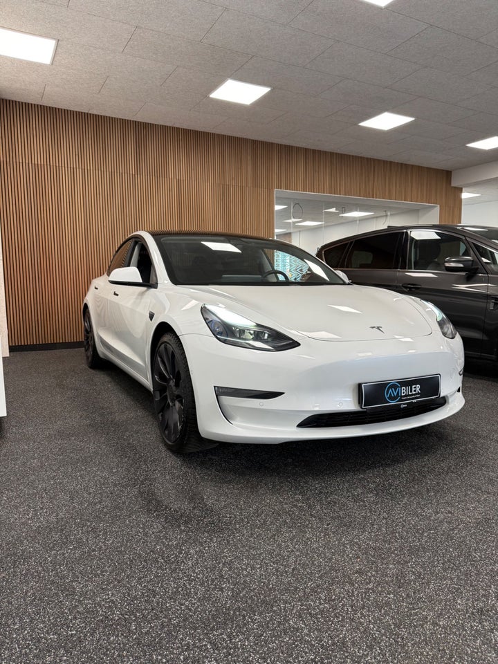 Tesla Model 3 Performance AWD 4d