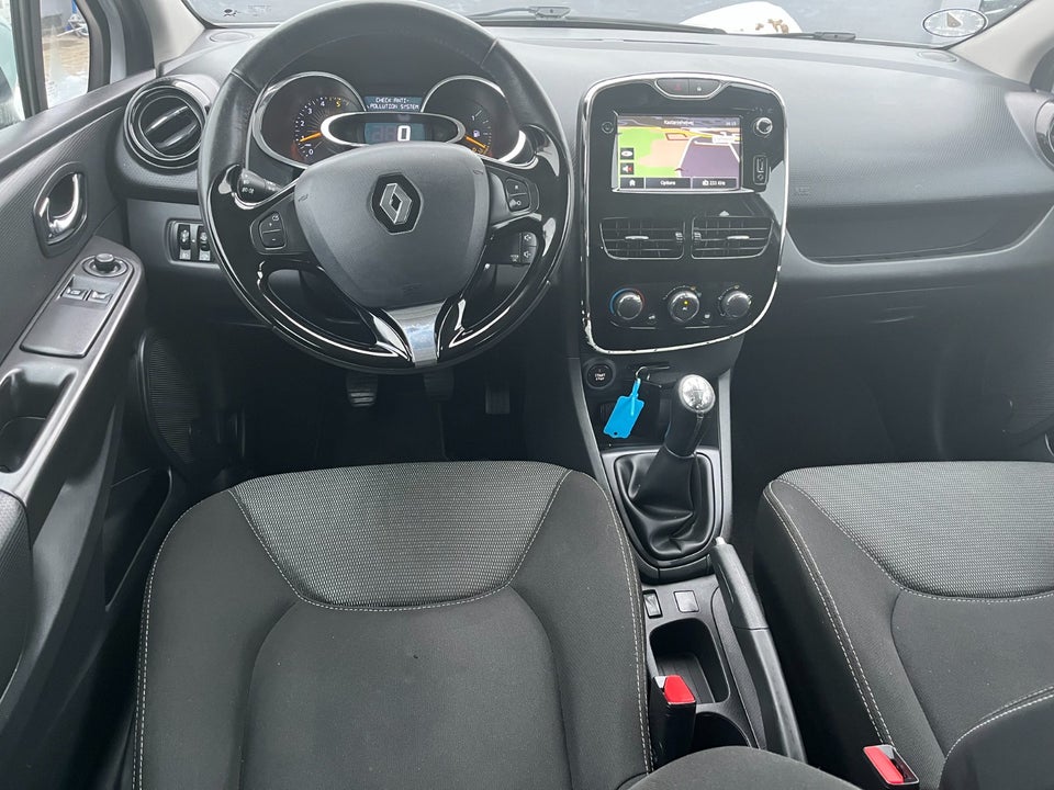 Renault Clio IV 1,5 dCi 90 Expression 5d