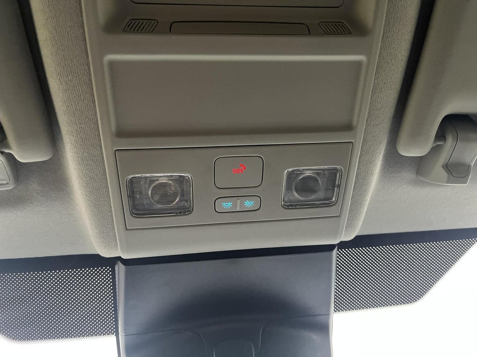 Ford E-Transit Custom 320S 64 Trend